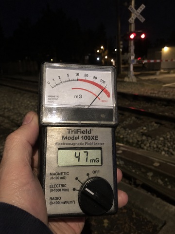 TriField 100XE EMF meter at Washington Street grade crossing Grayslake Illinois, reading well above ambient background